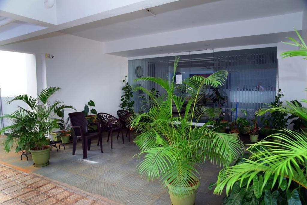 Manipal Atalia Service Apartments Buitenkant foto