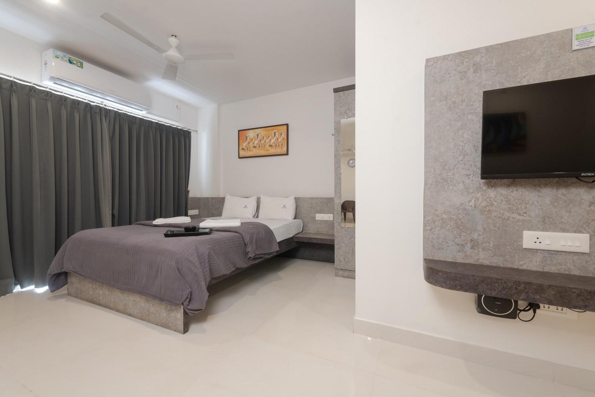 Manipal Atalia Service Apartments Buitenkant foto